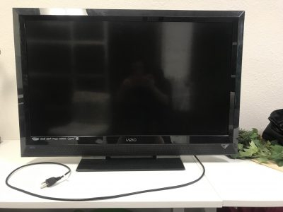 Vizio 43" TV - HD 1080P